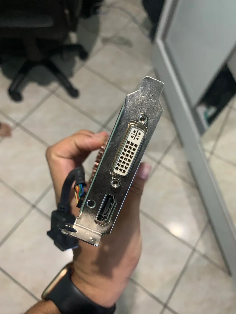 Placa de vídeo NVIDIA GeForce 8400
