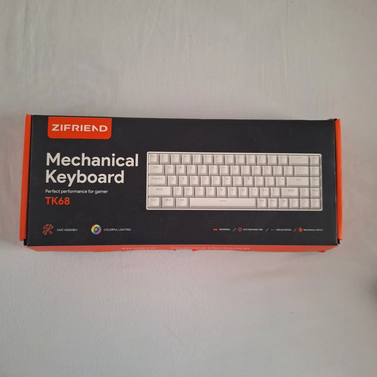 Teclado Mecânico TK68 ZIFRIEND (NOVO) - Periféricos e Acessórios