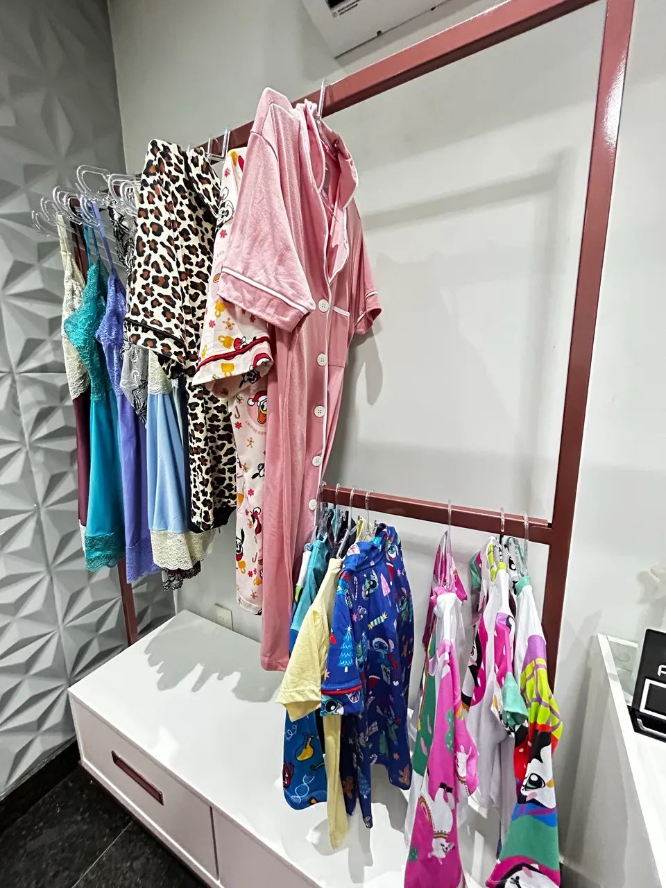 Expositor de Roupas - Foto 3