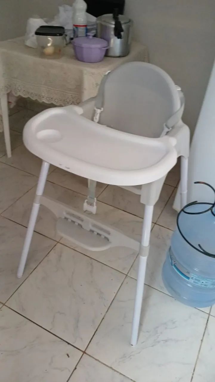 Cadeirinha de alimentação 