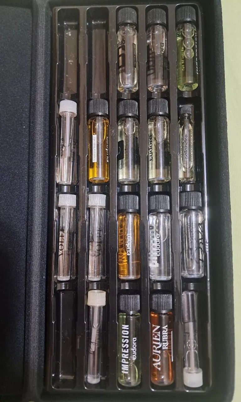 Estojos mostruários de perfume - Foto 4