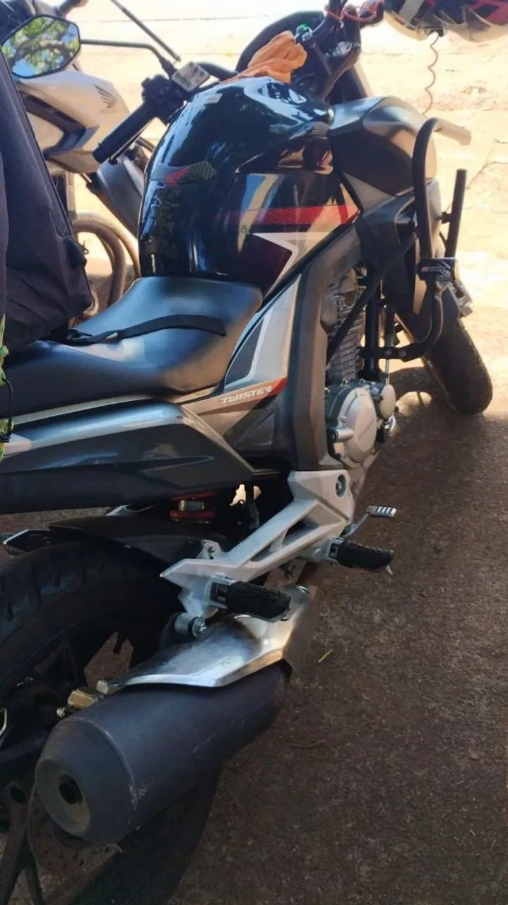 Cb 250 - Foto 4