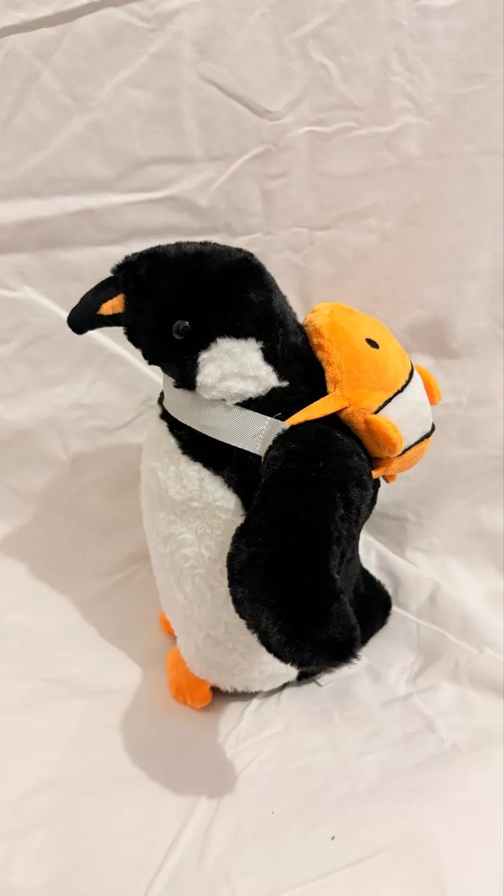 Pinguim com mochilinha  - Foto 3