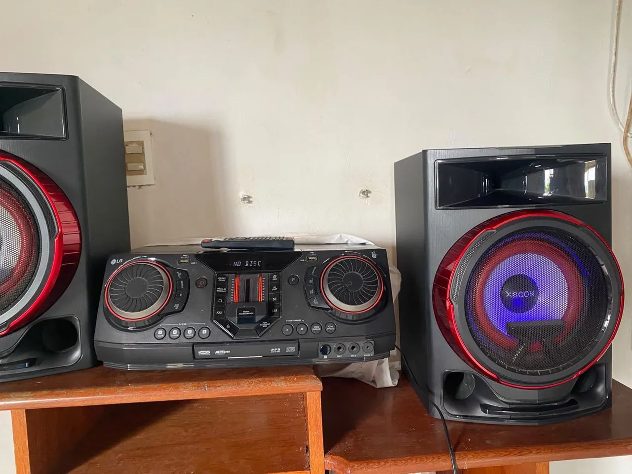 Vende-se televisão e som usado em bom estado  - Foto 3