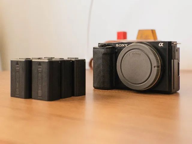Vendo Câmera Sony ZV-E10 I