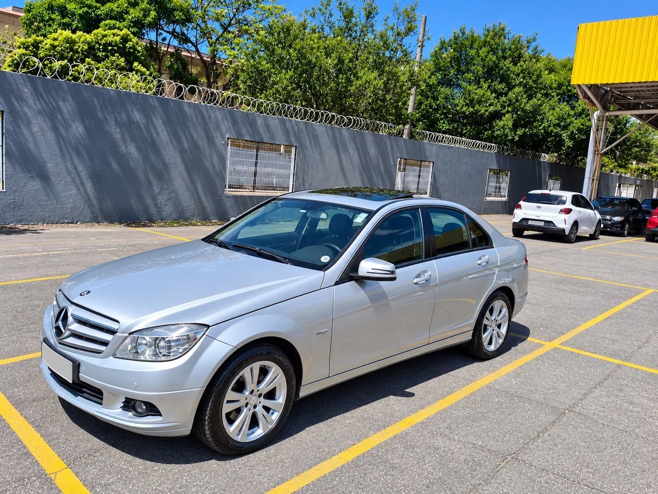 Mercedes-Benz C-180 Kompressor Classic 1.6 16V Aut. 2011