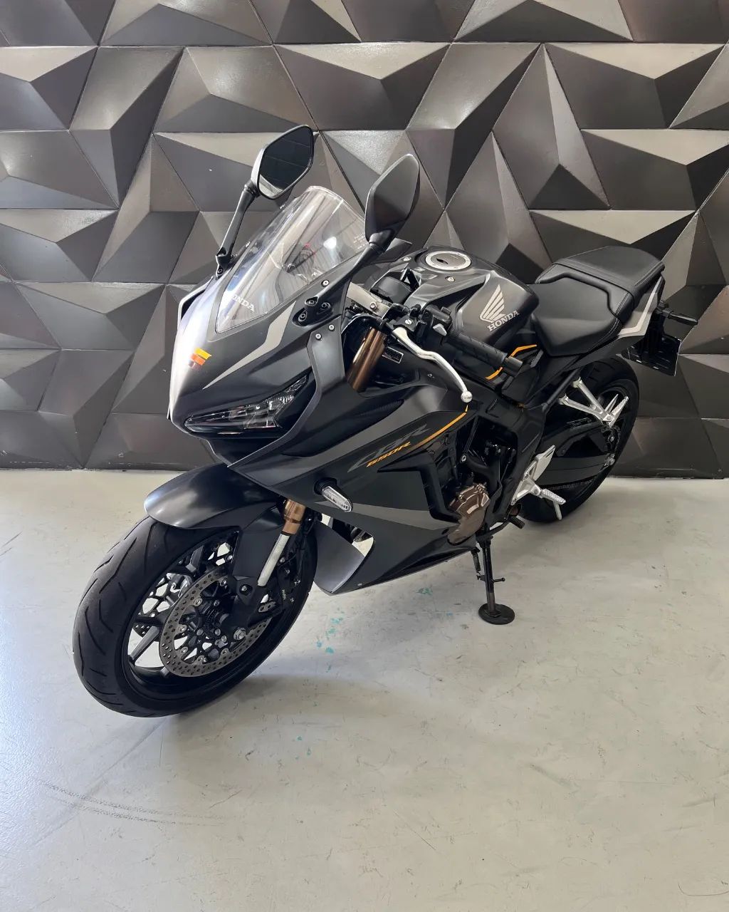 CBR 650 R - Foto 3