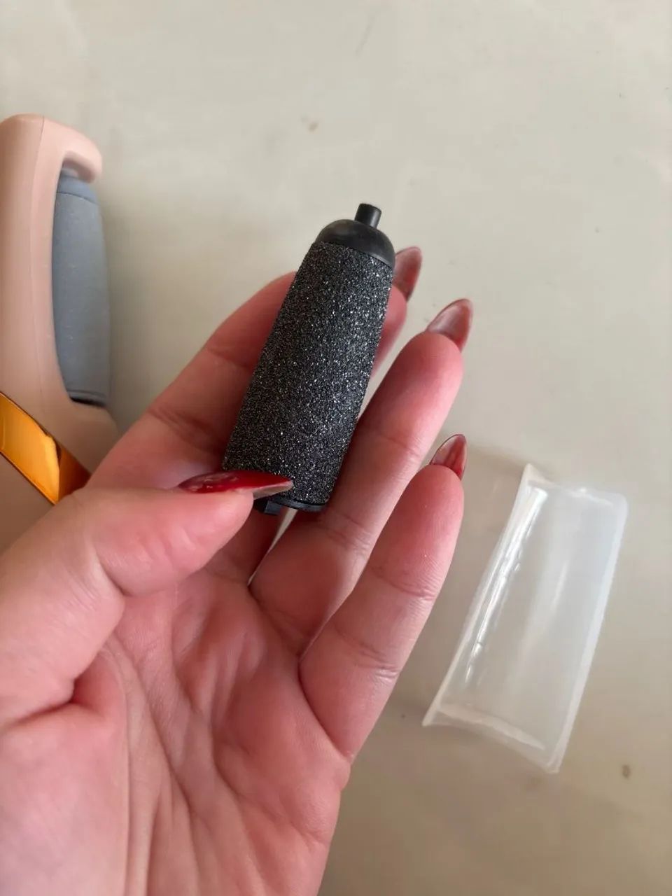 Lixa Elétrica e Removedor de Calos Para os Pés Portátil  - Foto 3