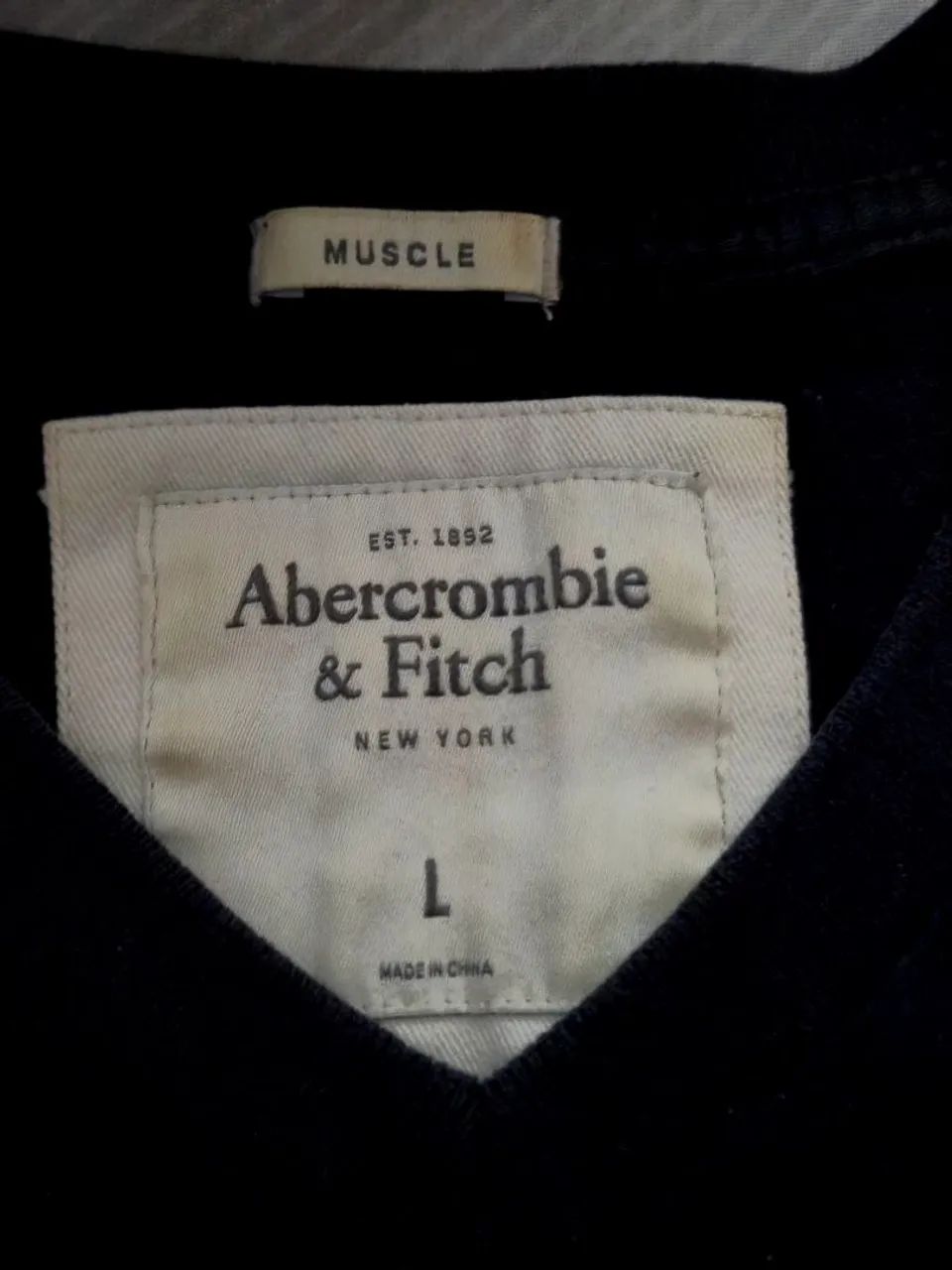 Camisa importada gola V Abercrombie & Fitch - Foto 3