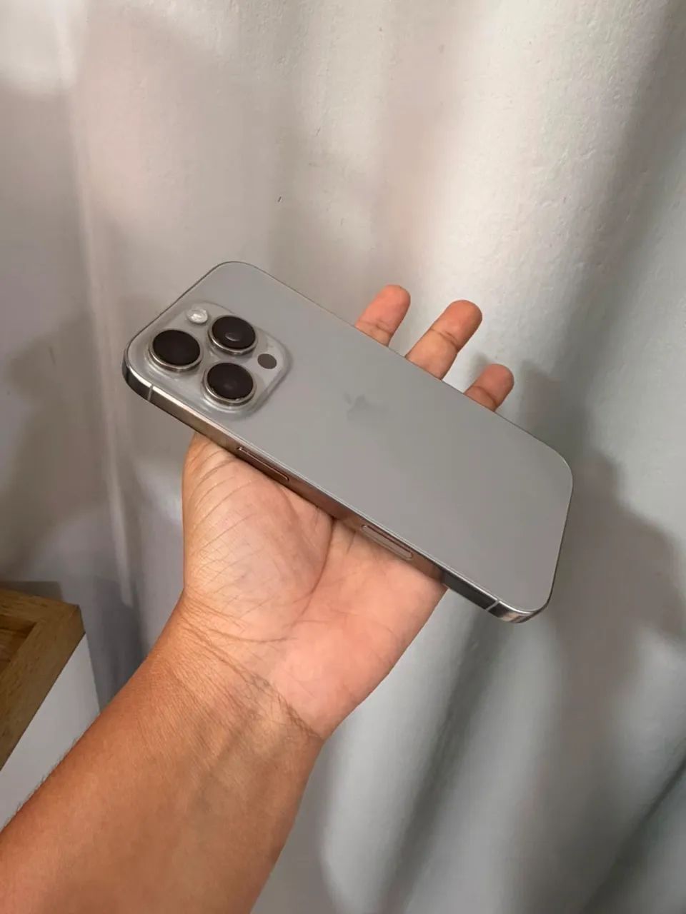 iPhone 16 pro Semi novo 