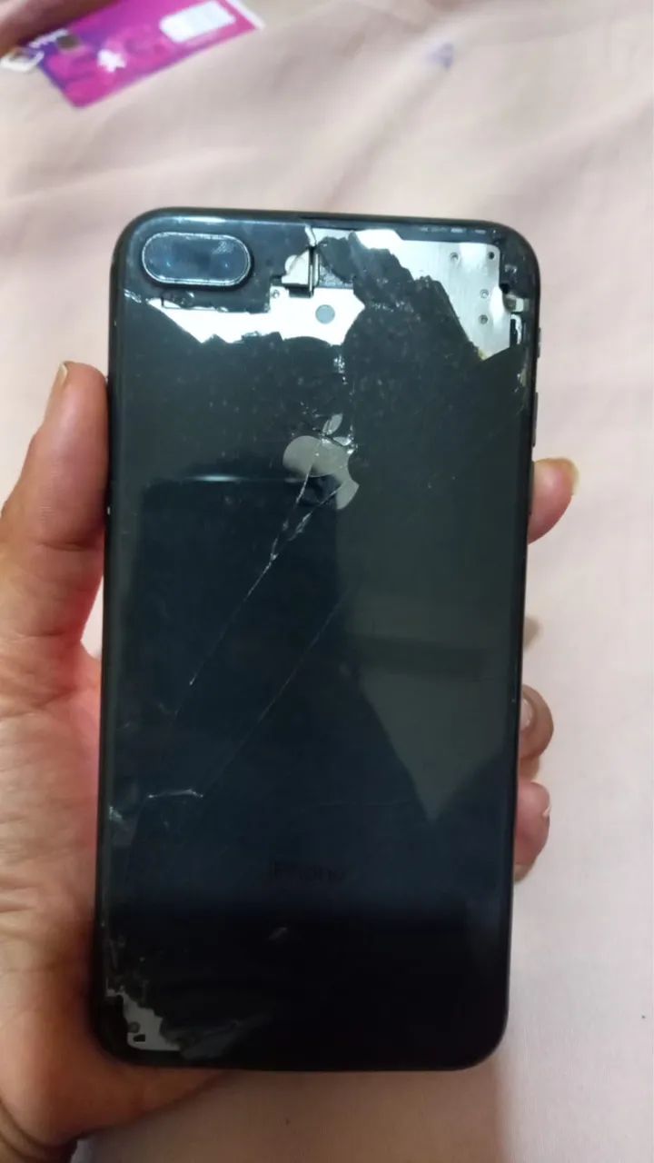 Vendo IPhone 8 Plus  - Foto 3