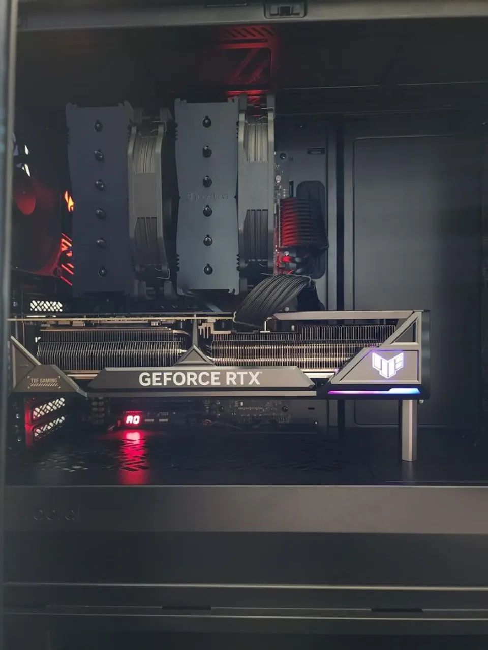 RTX 4090 ASUS TUF GAMING  - Foto 3