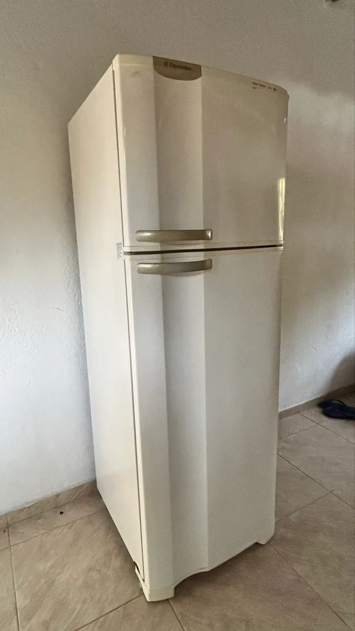 Geladeira Eletrolux