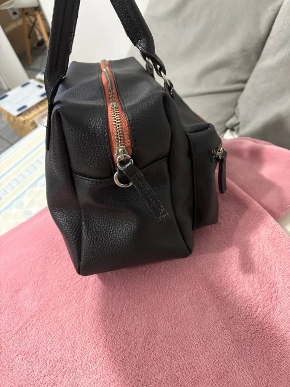 Bolsa Arezzo original Couro sem avarias - Foto 3