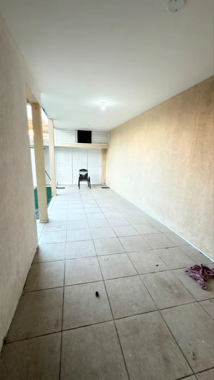 Vendo triplex de 330 mts de área construída com piscina e salão de festas  - Foto 3