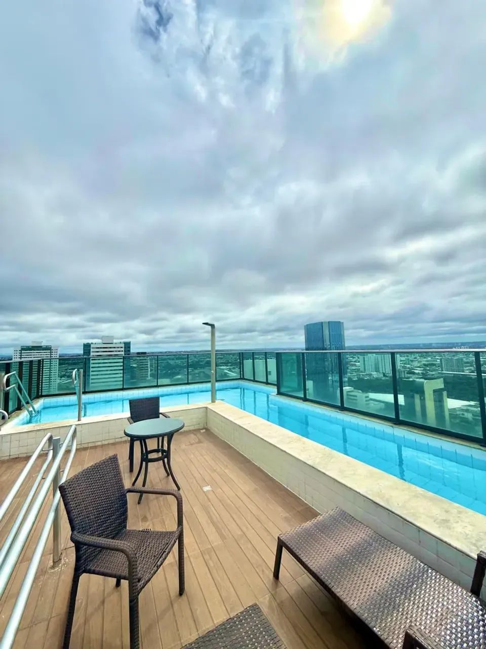 Alugo flat mobiliado em Boa viagem, Recife - Edifício Golden shopping Home Service. - Foto 5
