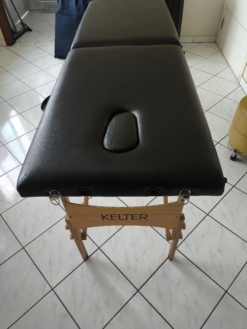 Maca de massagem portátil em BOM Estado! - Foto 3