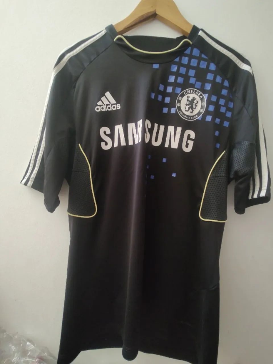 camisa preta do chelsea fc adidas tamanho m - Roupas - Vila