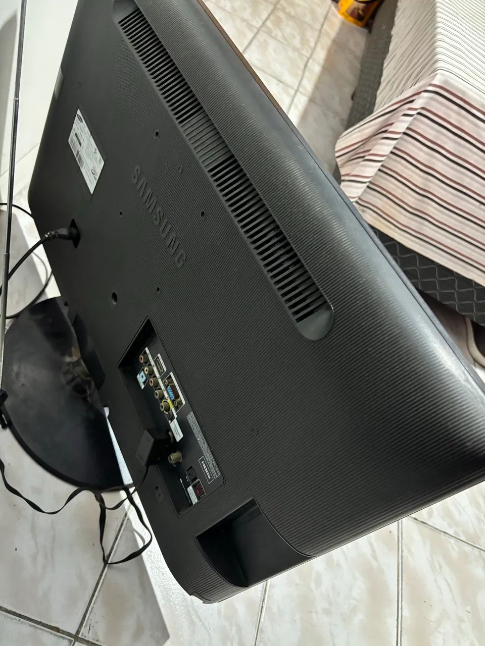 Tv Samsung 27 polegadas  - Foto 3