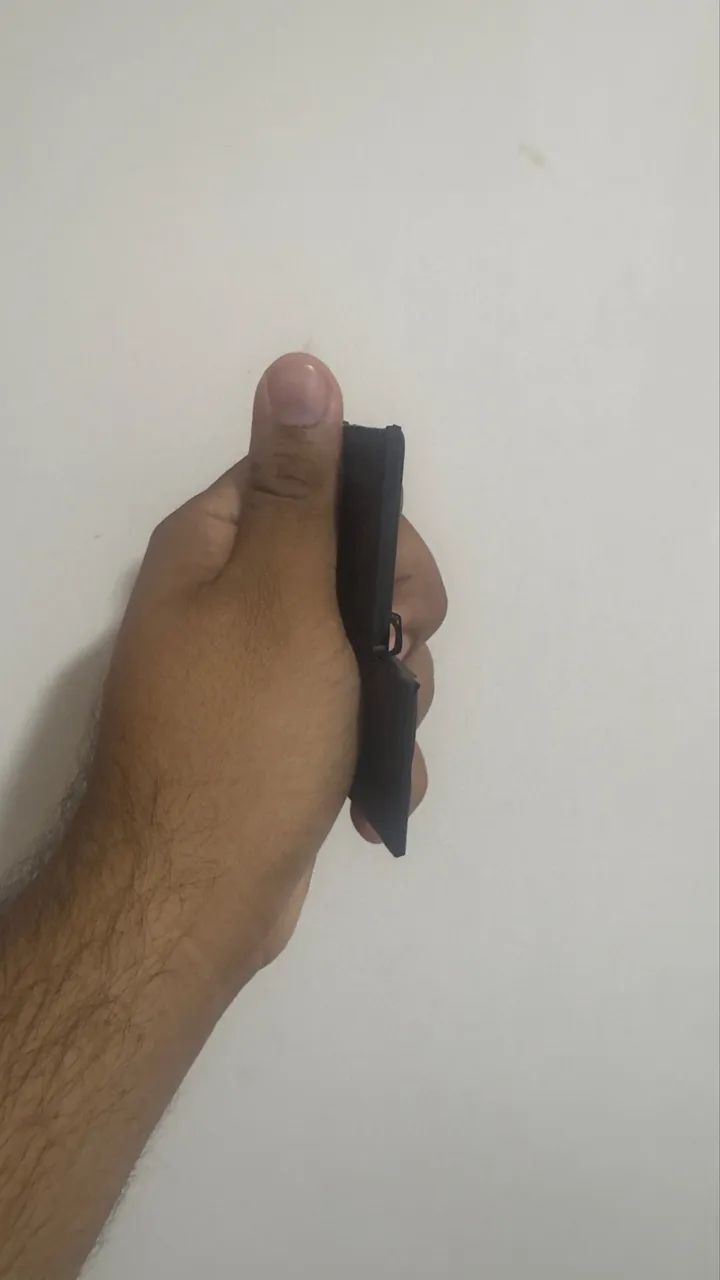 Bateria iPhone 15 pro max semi nova original  - Foto 2
