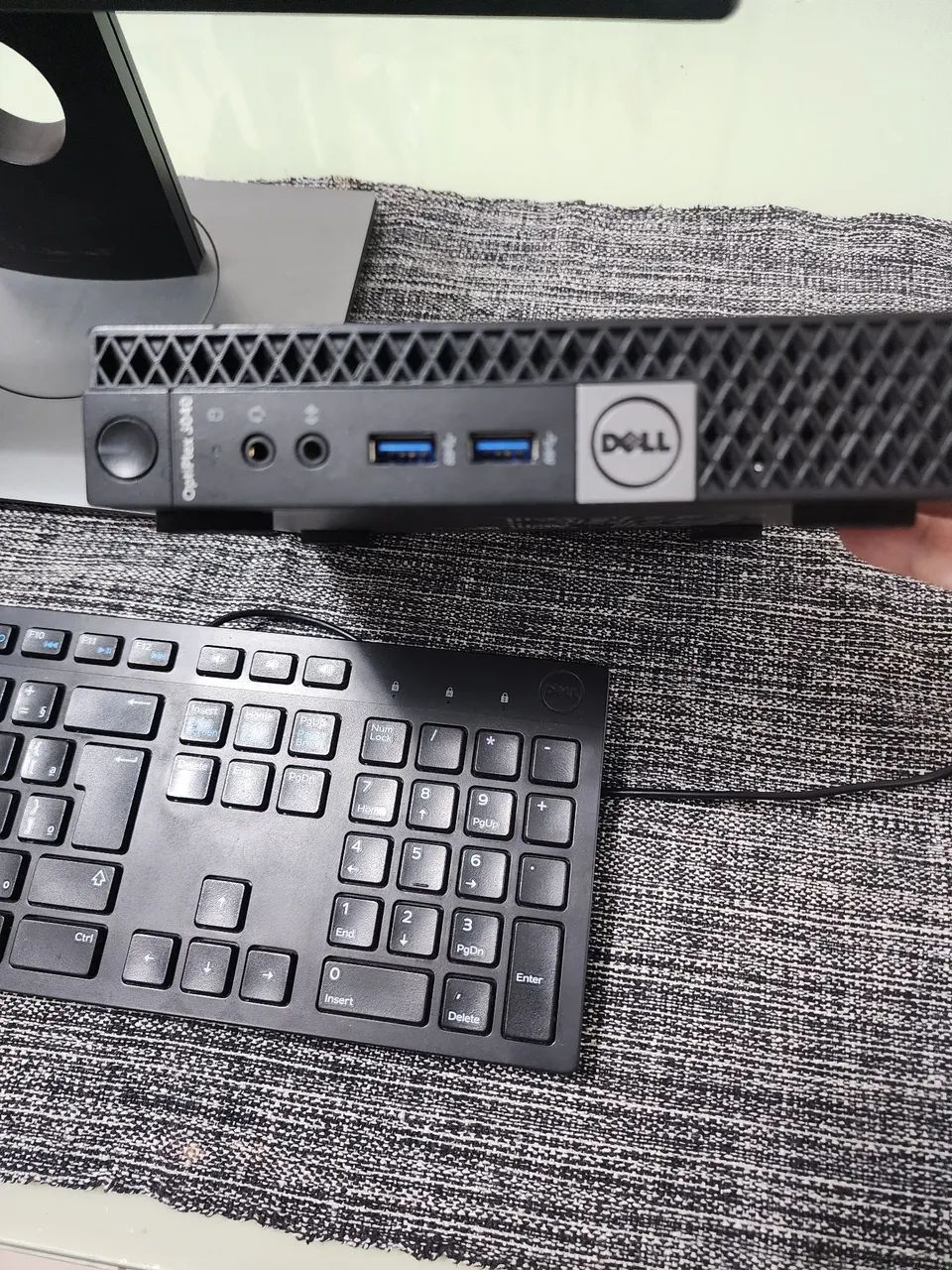 CPU Dell Optiplex  3050,  DELL com suporte articulado Dell   - Foto 4