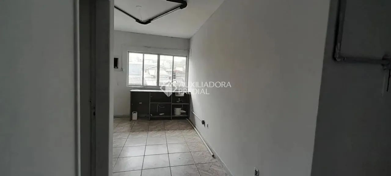 Sala/Conjunto quarto(s), no bairro Córrego Grande - Foto 2