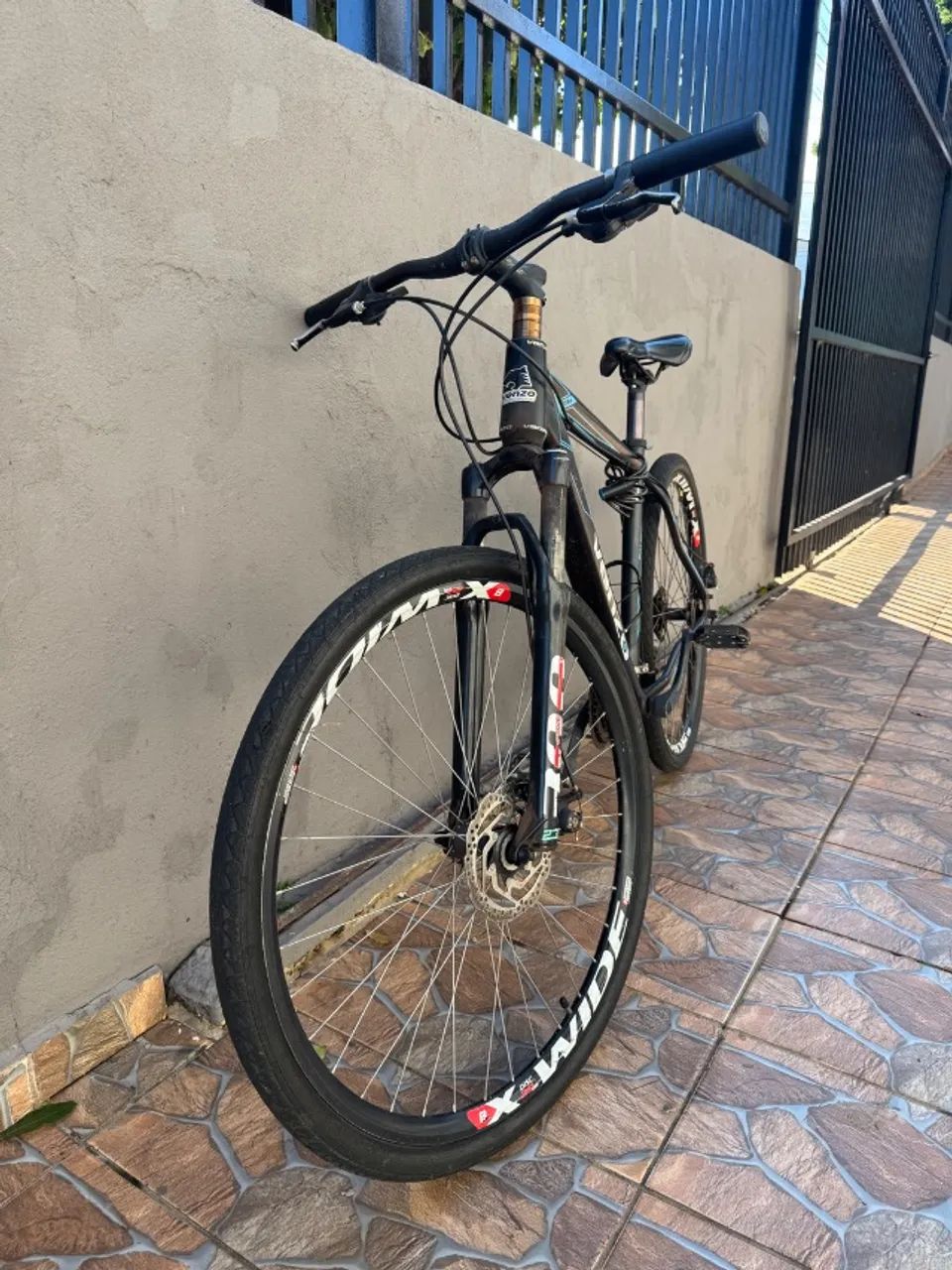 Bicicleta ARO 29 - 21 Marchas - Foto 2
