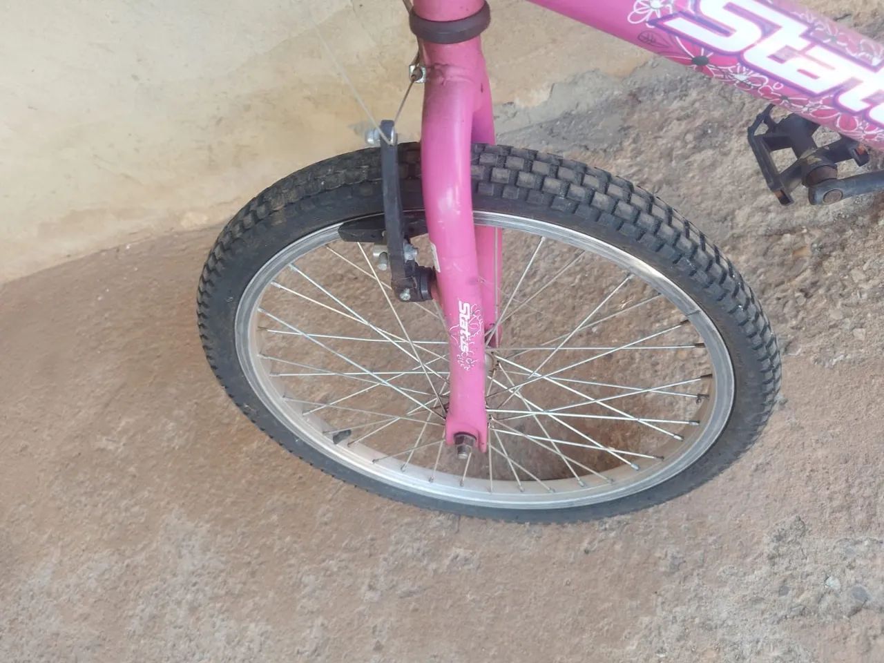 Bicicleta infantil aro 20 feminina  - Foto 2