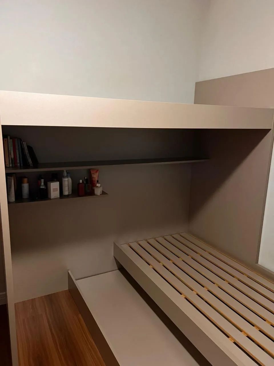 Beliche (com cama gaveta)