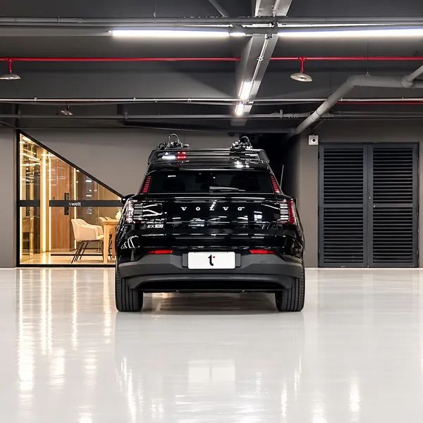 Volvo EX30 E60 Ultra (elétrico) 2025 - Foto 4