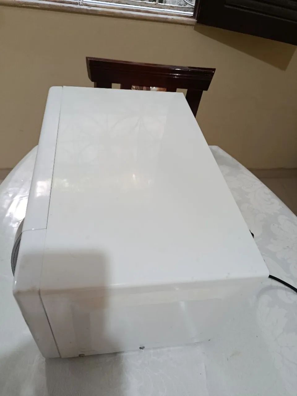 Microondas Eletrolux 20L funcionando normal. - Foto 3