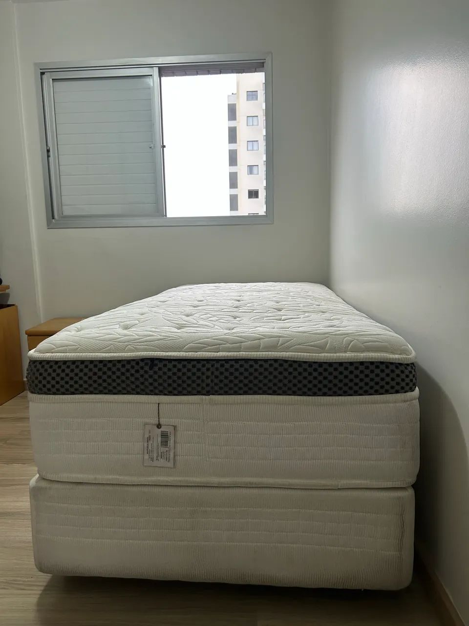 Vendo Cama Muito Bom Estado 