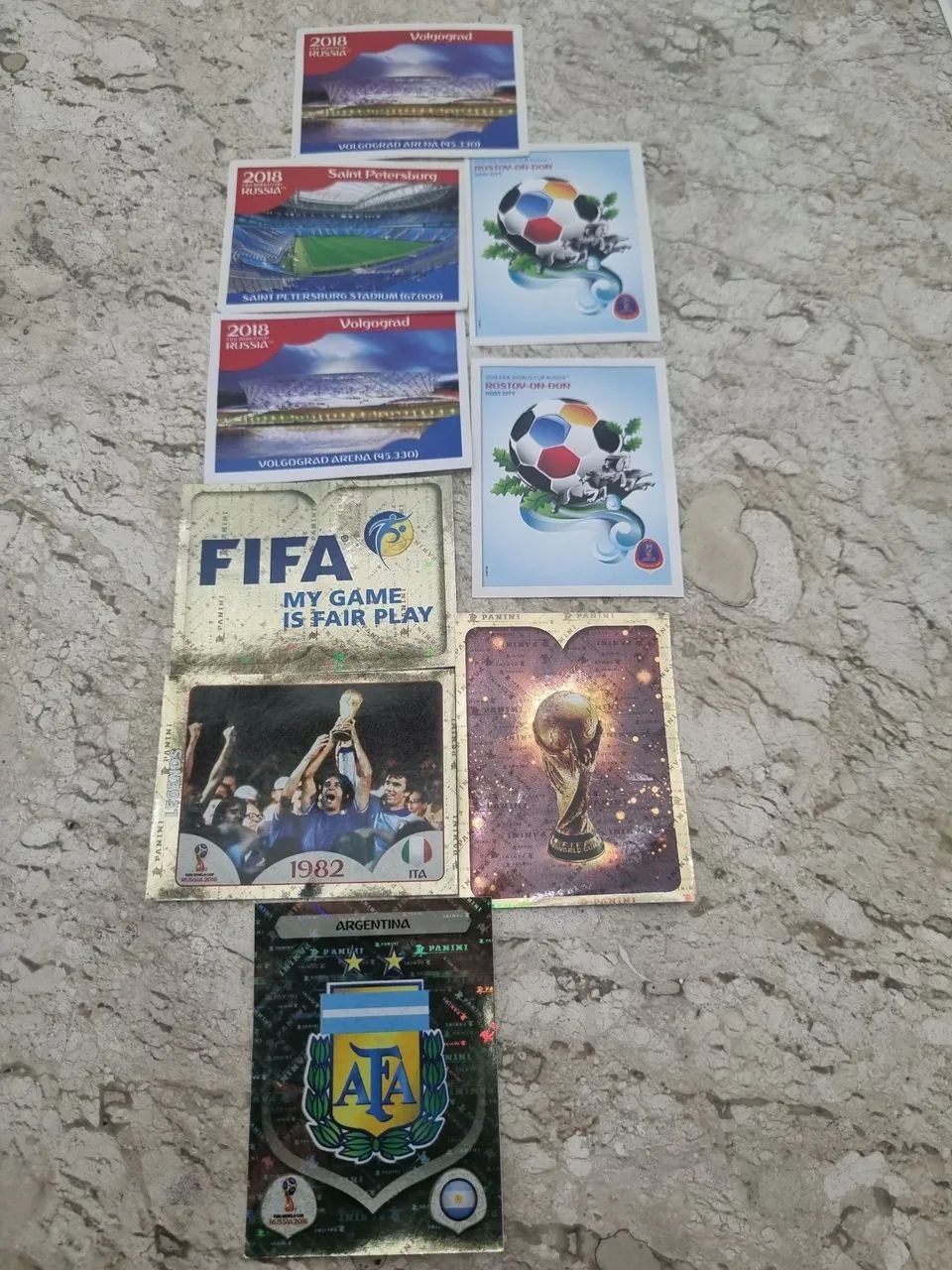 Figurinhas legend e brilhantes de 2018..