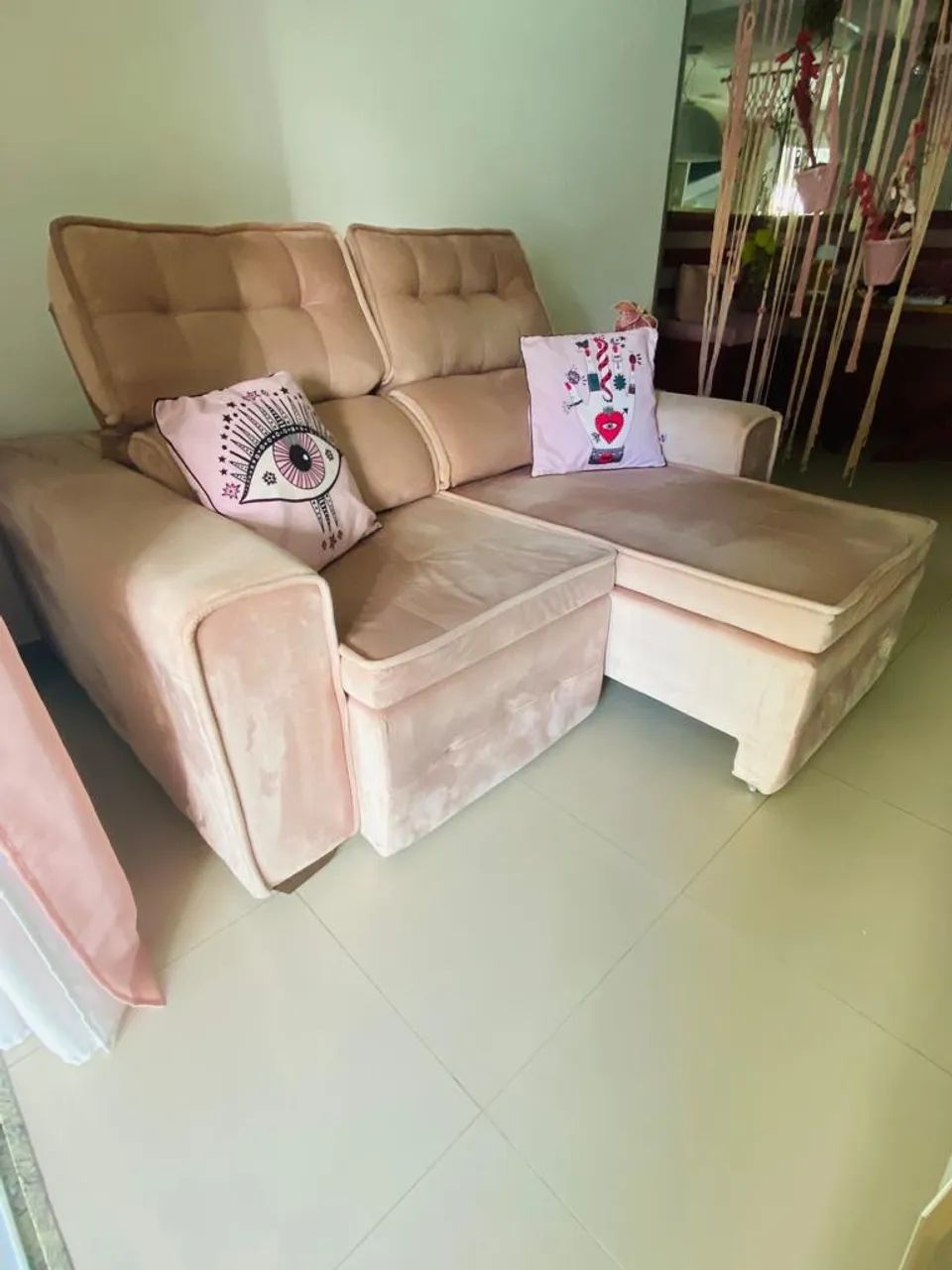 Sofá Suede Rose com capa impermeável  - Foto 2