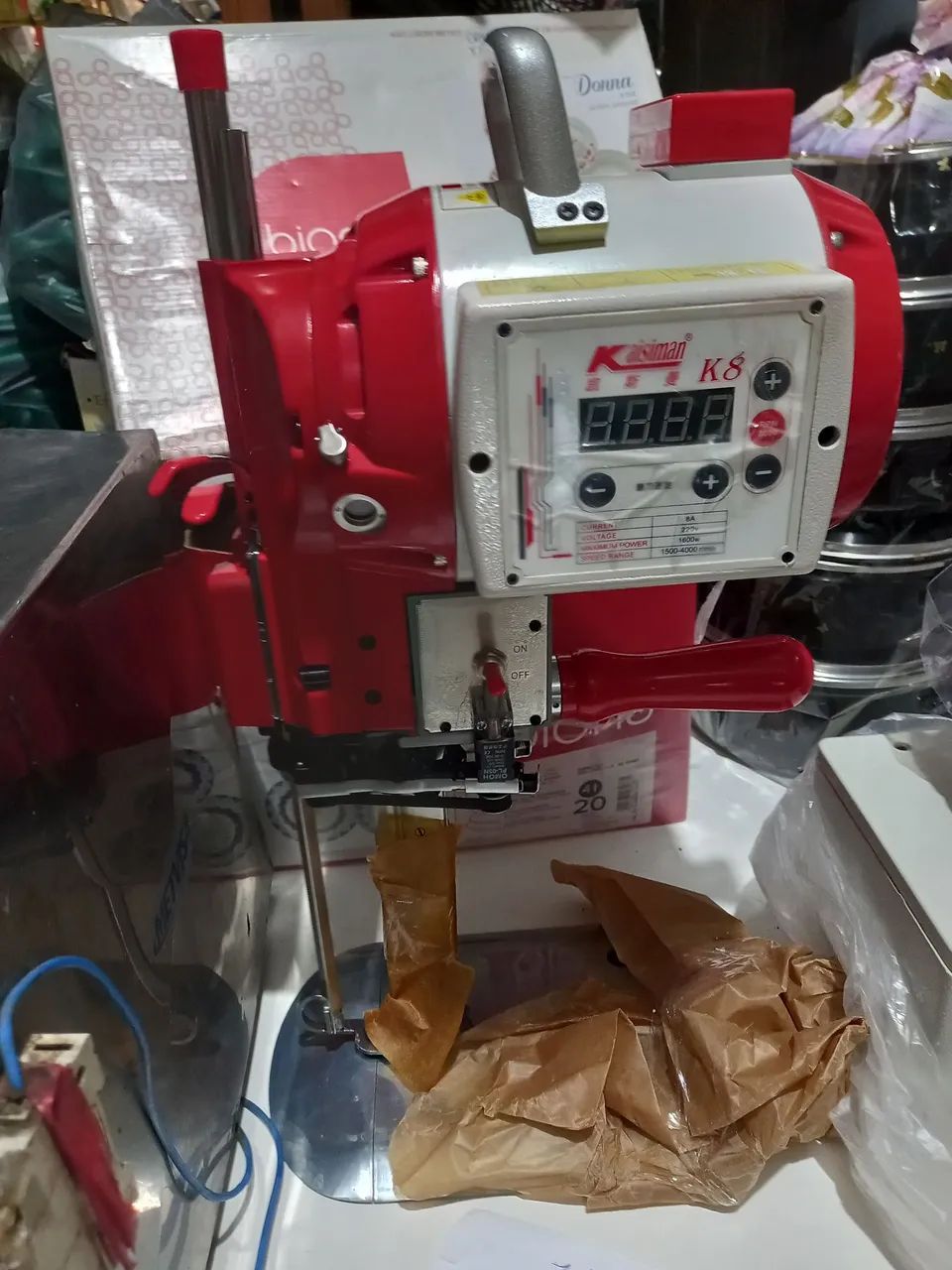 MÁQUINA DE CORTE DE TECIDO KAISIMAN K8 