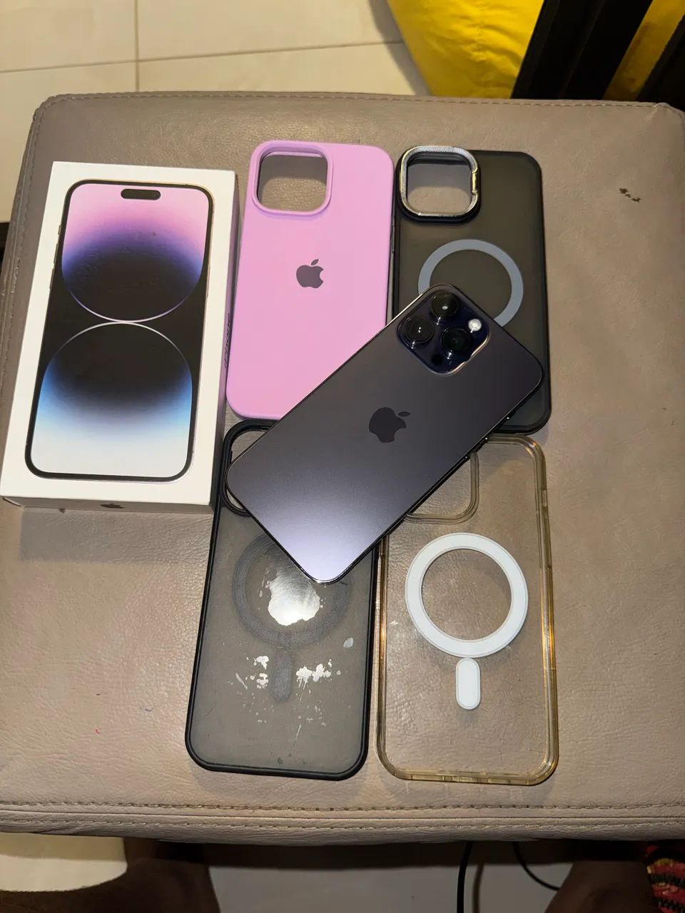 IPHONE 14 pro max -128GB Todo original - Celulares e Smartphones