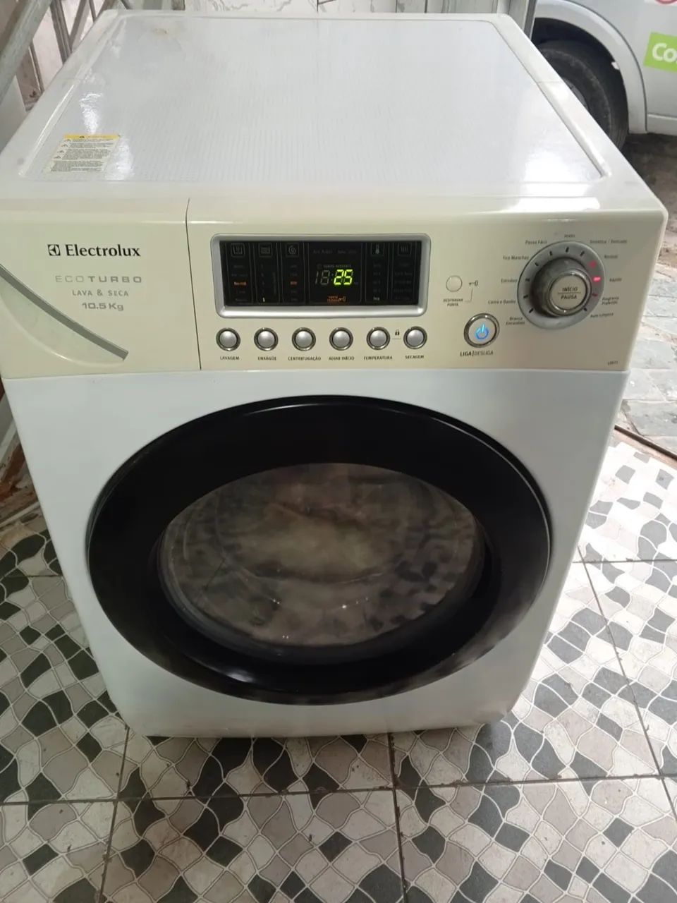 Lava e seca Electrolux 10.5kg 