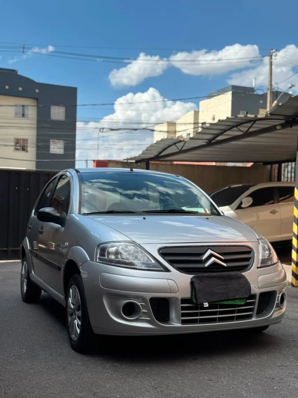 Citroën C3 C3 GLX 1.4/ GLX Sonora 1.4 Flex 8V 5p 2011