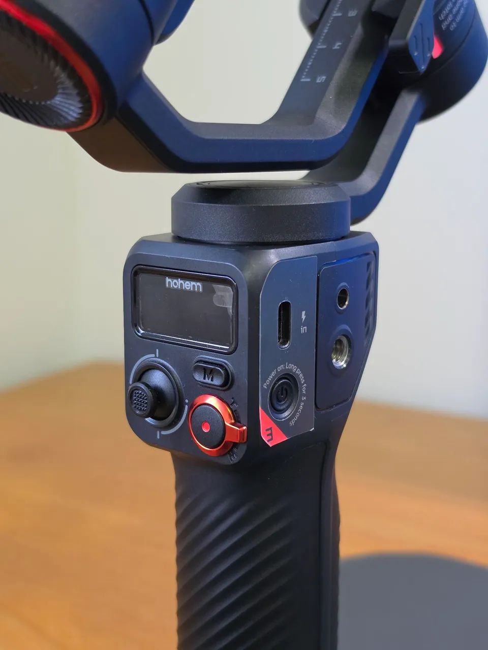 SUPER Gimbal PROFISSIONAL Hohem M6 Kit - Foto 3