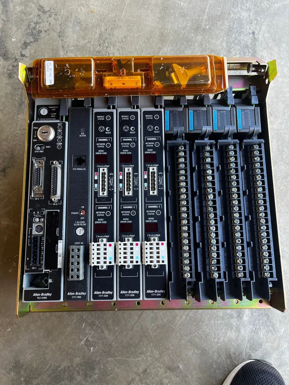 Rack completo PLC 5 , CPU 5-80, fonte e cartões 