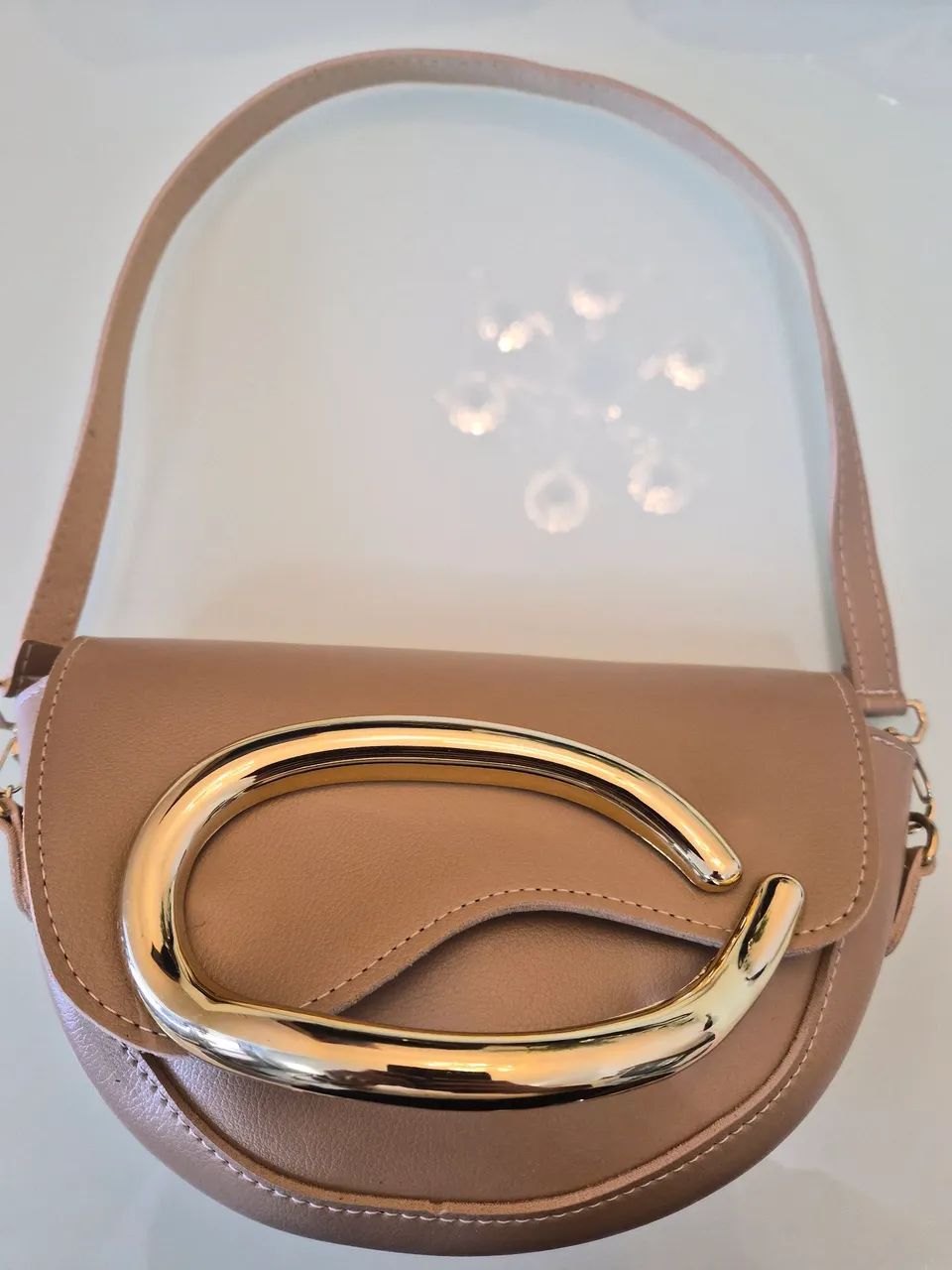 Bolsa elegante com alça removível 