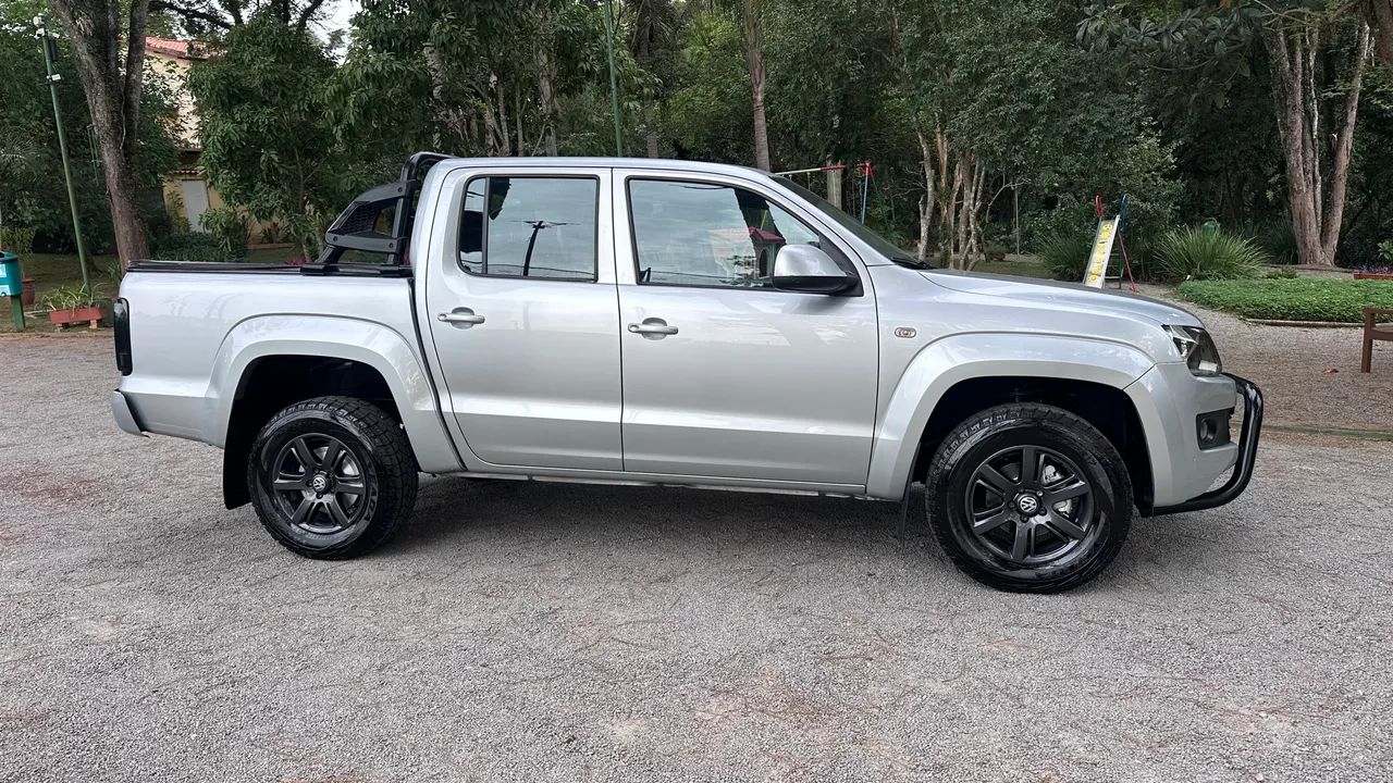 Volkswagen Amarok Trendline CD 2.0 TDI 4X4 Dies AUT 2015 - Foto 3