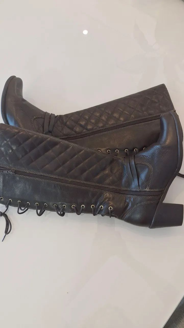 BOTA DE COURO CANO LONGO 