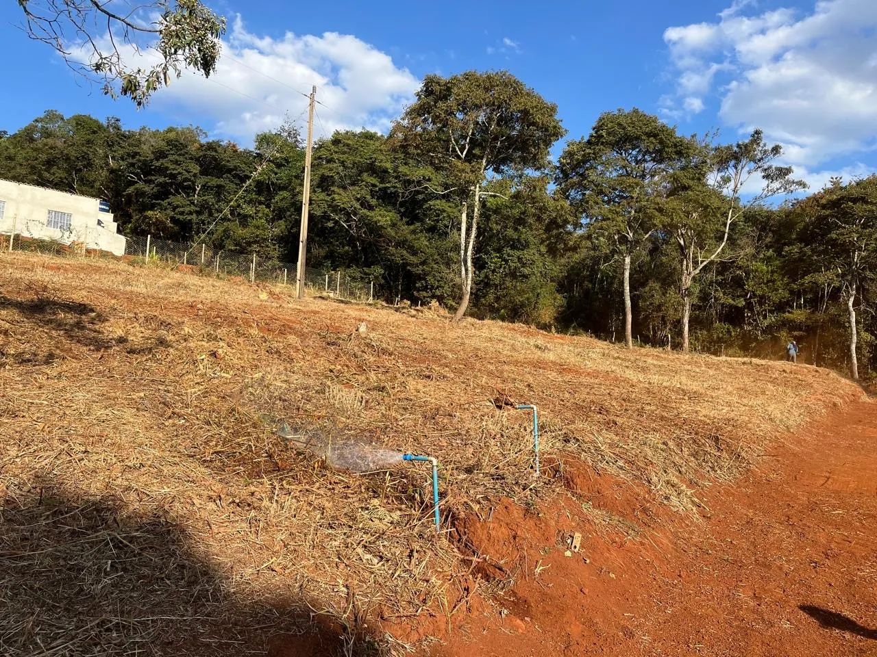 CHÁCARA DE 1.000m² EM RIO MANSO MG COM ÁGUA E LUZ - Foto 2