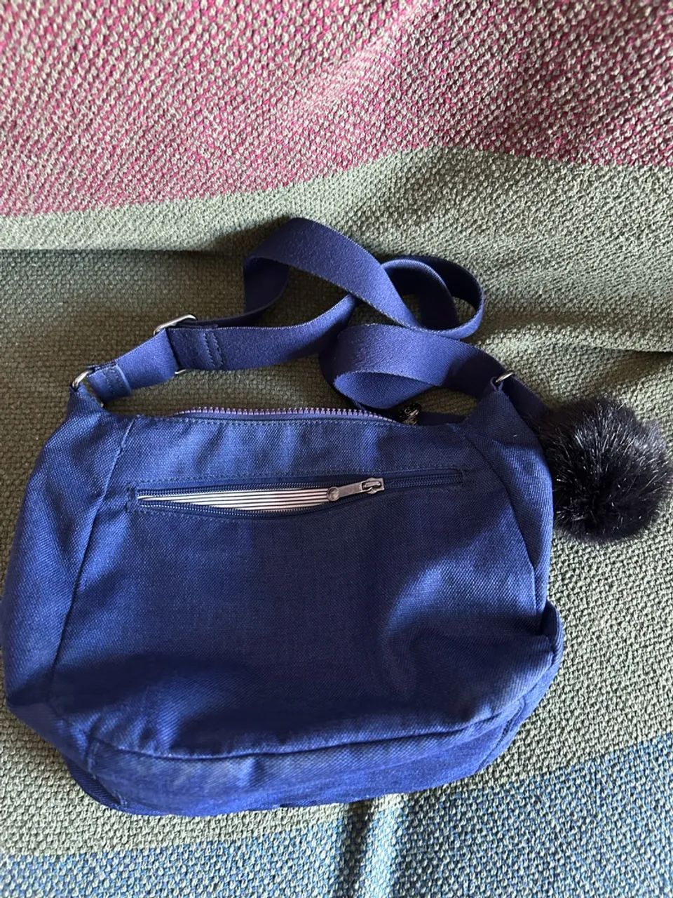 Bolsa kipling azul marinho média - Foto 2