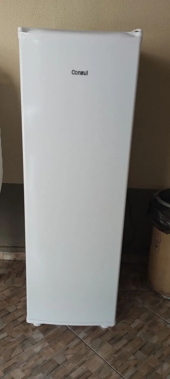 Freezer vertical Consul 142 litros