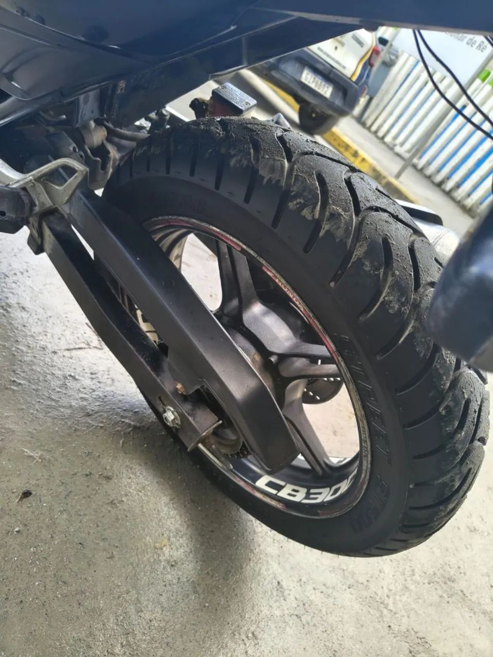 Moto CB 300 - Foto 2