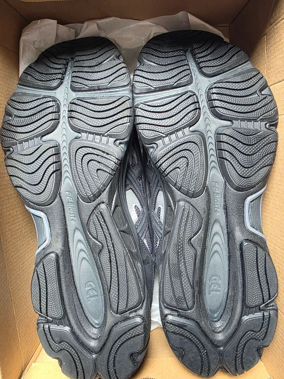 Asics NYC 2.0 Graphit - Foto 3