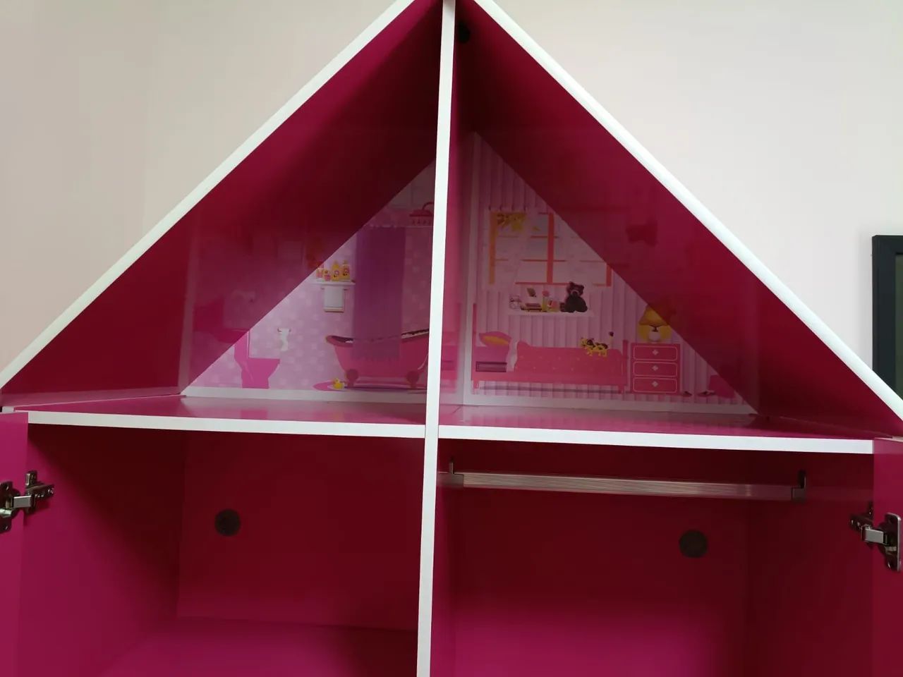 Guarda Roupas Infantil Casinha 2 Portas e 2 Gavetas Rosa - Foto 3