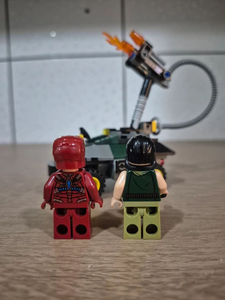Lego Marvel Iron Man vs. The Mandarin - Original - Foto 4